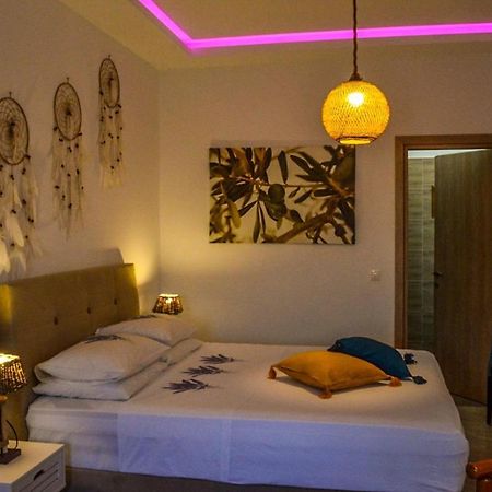 Golden Mile Studio-Apartment อิปโซส ภายนอก รูปภาพ