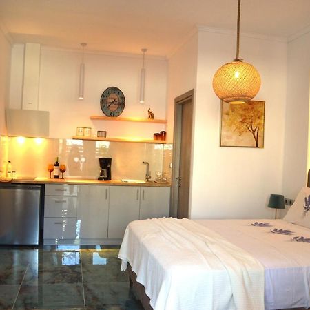 Golden Mile Studio-Apartment อิปโซส ภายนอก รูปภาพ