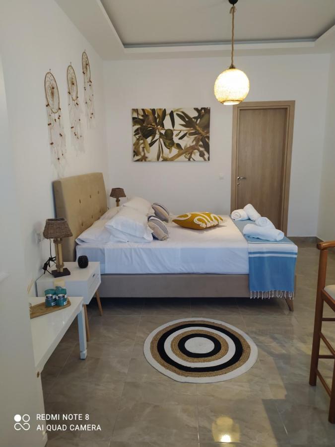Golden Mile Studio-Apartment อิปโซส ภายนอก รูปภาพ