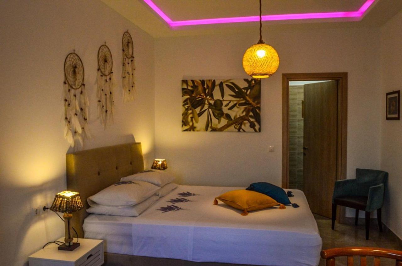 Golden Mile Studio-Apartment อิปโซส ภายนอก รูปภาพ
