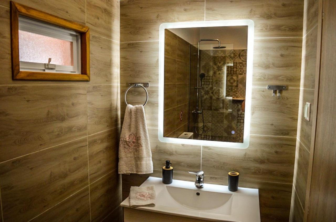 Golden Mile Studio-Apartment อิปโซส ภายนอก รูปภาพ