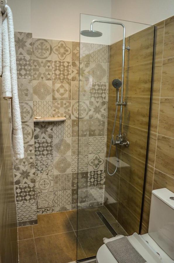 Golden Mile Studio-Apartment อิปโซส ภายนอก รูปภาพ